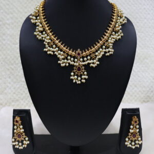 SWA31-Short guttapusalu haram with earrings