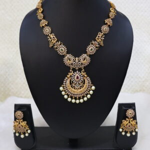 SWA36-CZ Haram with earrings